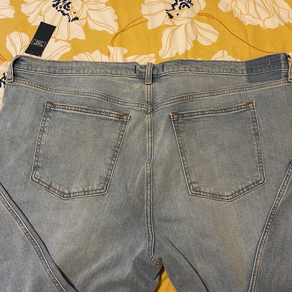 Abercrombie & Fitch The Mom Jeans - Picture 7 of 7